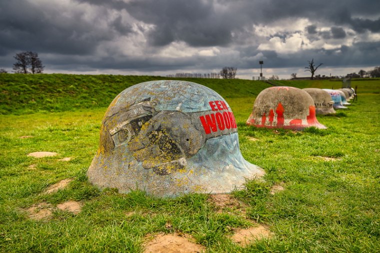 065 Slag der zilveren helmen monument.jpg